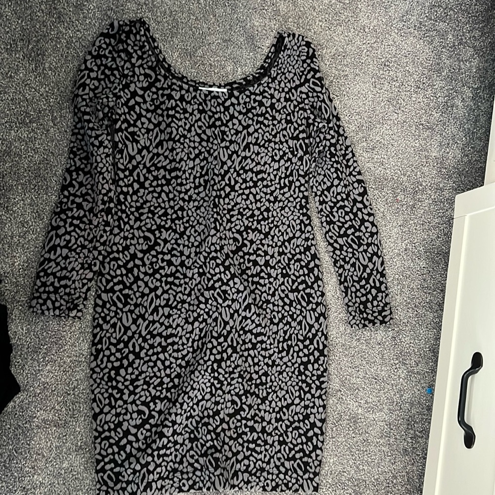 Jessica Simpson Maternity Dress